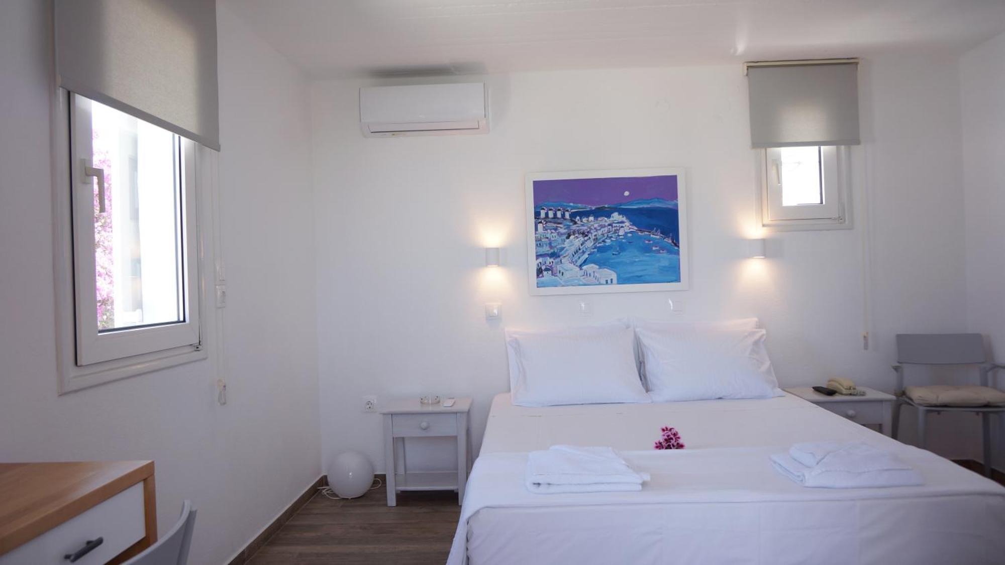 Maria Elena - Hotel *