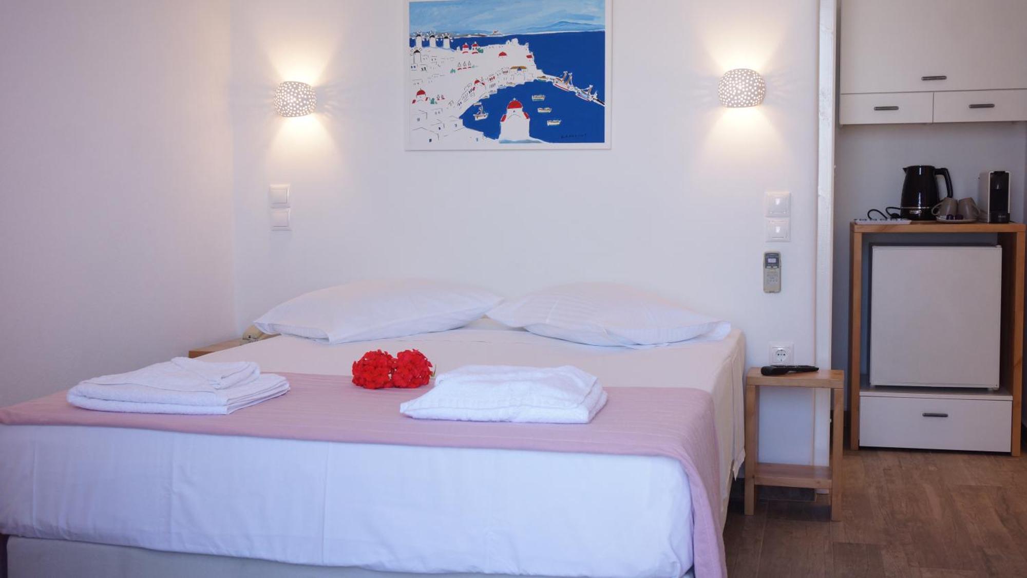 Hotel Maria Elena - *